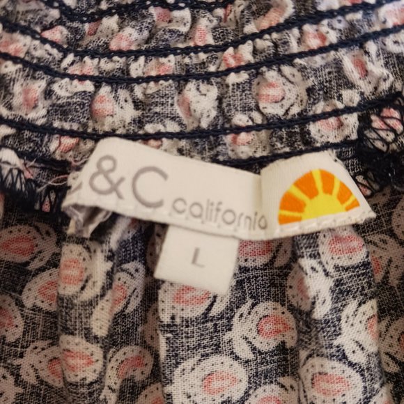 C&C California Women's Linen Blend Peasant Smocked Paisley Pink/Blue Top Size L - Picture 9 of 12